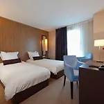 Comfort Bordeaux Arena 3*