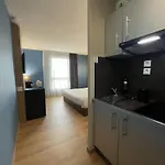 Comfort Bordeaux Arena Hotel apartamentowy 3*