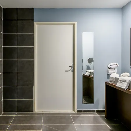 Comfort Bordeaux Arena Lägenhetshotell Bègles