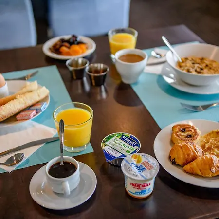 Comfort Bordeaux Arena Lägenhetshotell Bègles
