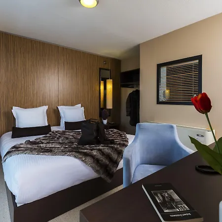 Comfort Bordeaux Arena 3*