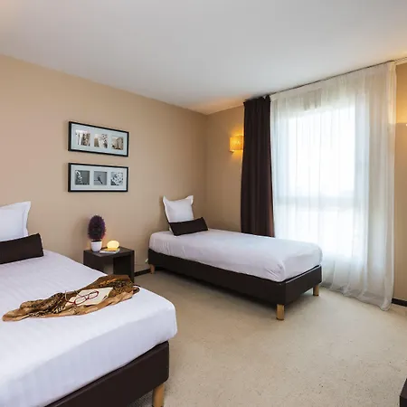Comfort Bordeaux Arena بوجْلِ