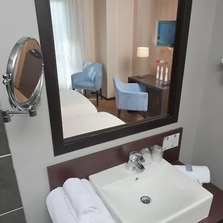 Comfort Bordeaux Arena شقة فندقية