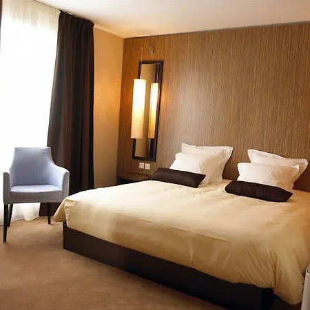 Comfort Bordeaux Arena Lägenhetshotell Bègles