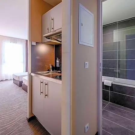 Aparthotel Comfort Bordeaux Arena 3*