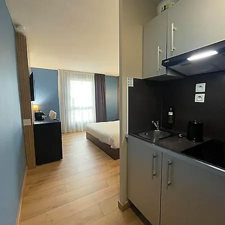 Апарт-отель Comfort Bordeaux Arena