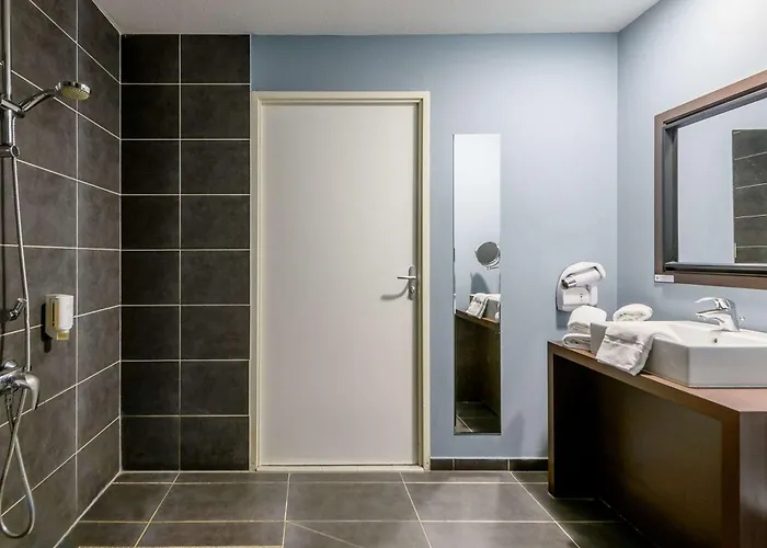 Comfort Bordeaux Arena Aparthotel Bègles