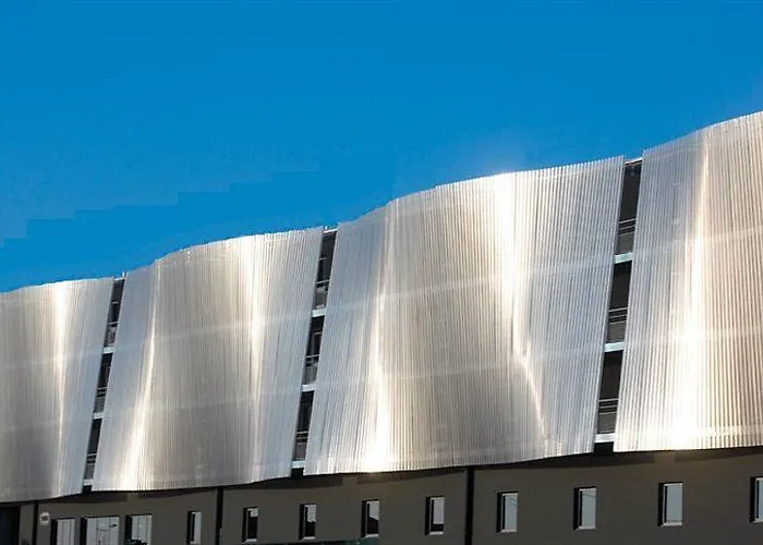 Comfort Bordeaux Arena 3*